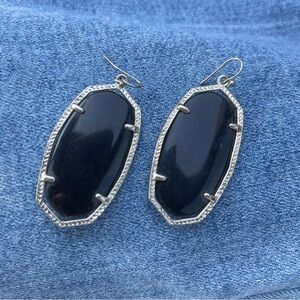 Kendra Scott Danielle earrings in Black and Silver